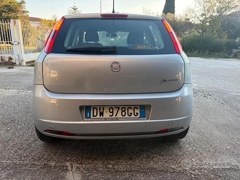 Usata Fiat Grande Punto 2009 Grigio Utilitaria