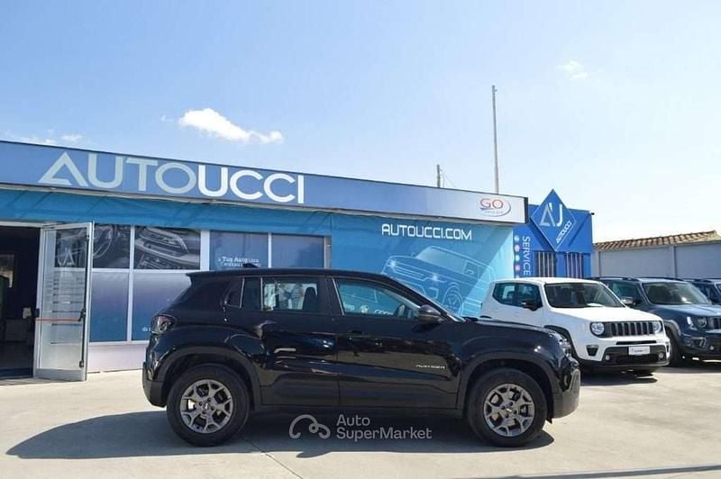 Usata Jeep Avenger Longitude 101 CV (74 kW) 2024 Nero volcano SUV