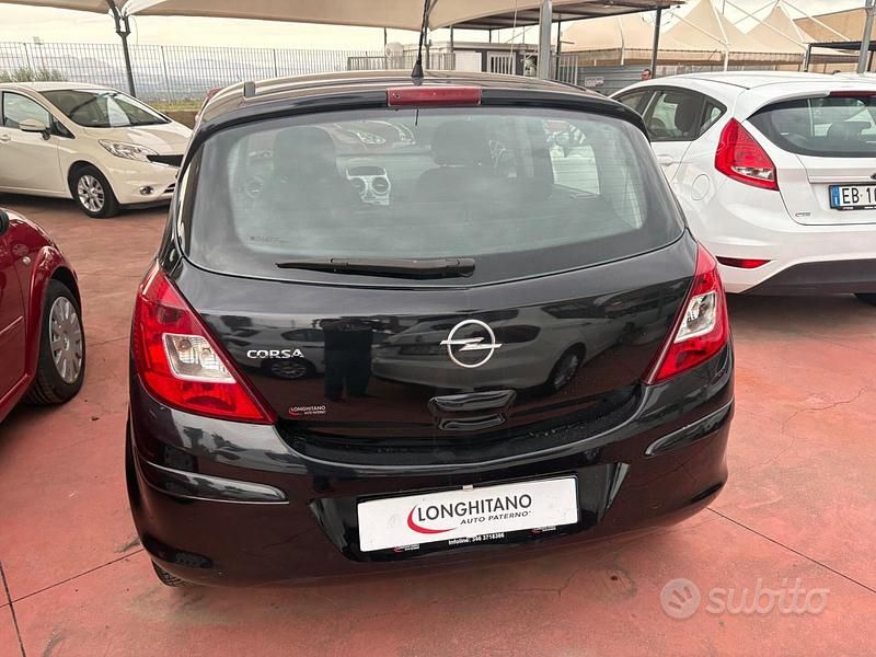 Usata Opel Corsa Enjoy 80 CV (58 kW) 2009 Nero Utilitaria