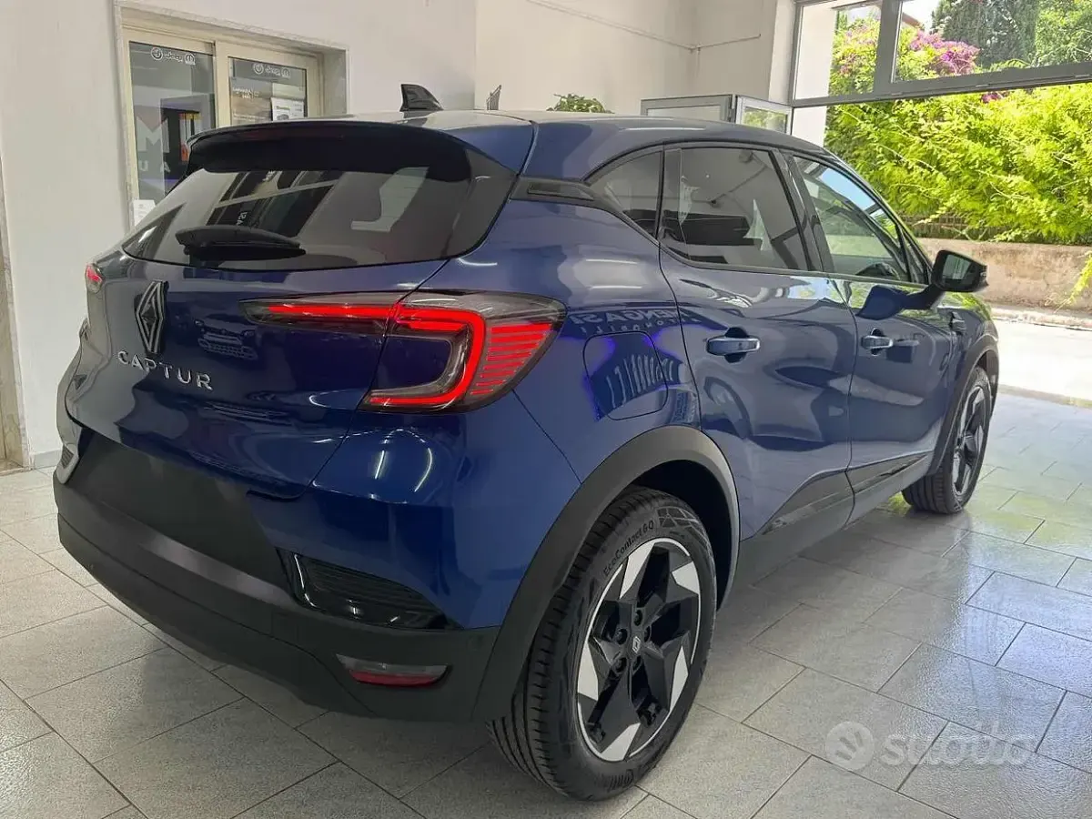 Nuova Renault Captur Techno 120 CV (88 kW) 2026 Bluazzurro SUV