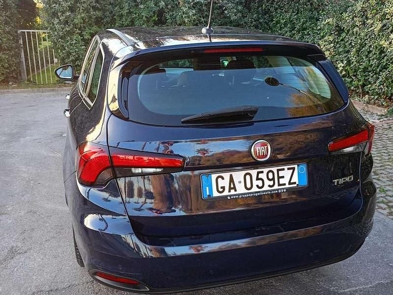 Usata Fiat Tipo Mirror 120 CV (88 kW) 2020 Blu/azzurro Station wagon