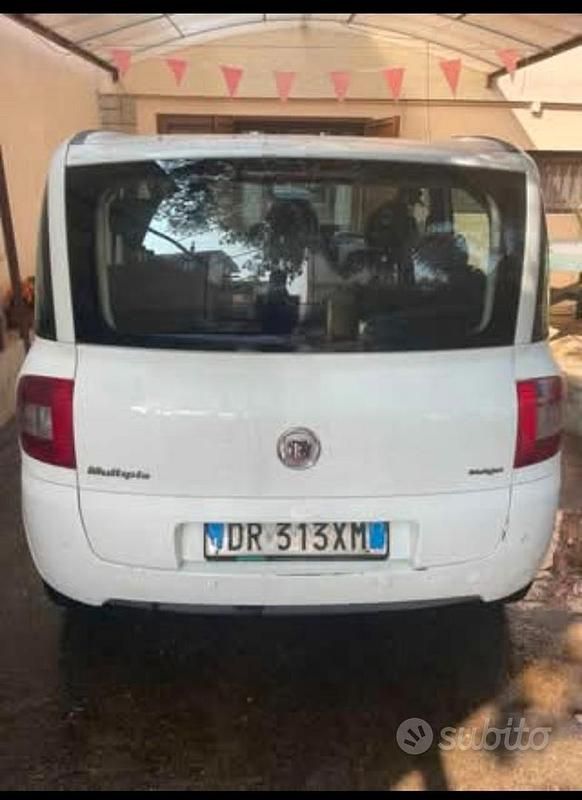 Usata Fiat Multipla 116 CV (85 kW) 2008 Bianco Monovolume