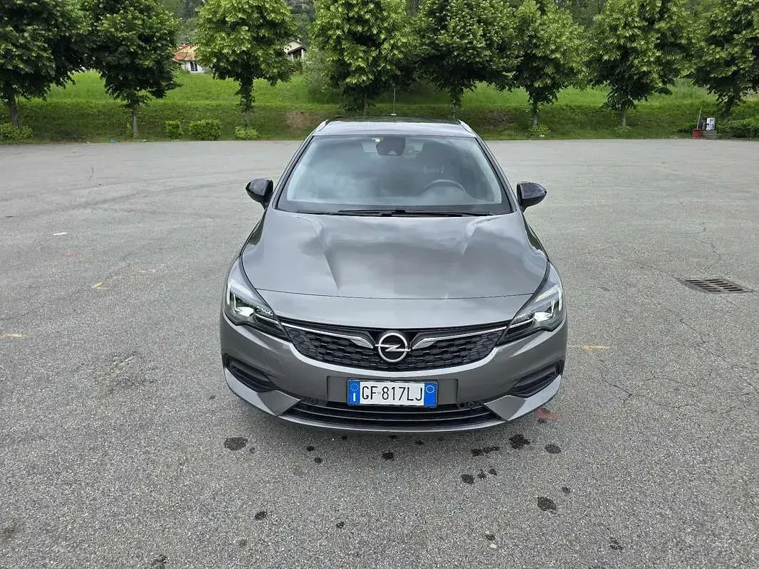 Usata Opel Astra Business Elegance 122 CV (89 kW) 2021 Grigio Station wagon