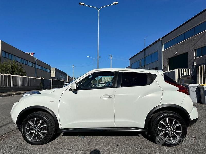 Usata Nissan Juke Tekna 110 CV (80 kW) 2014 Bianco SUV