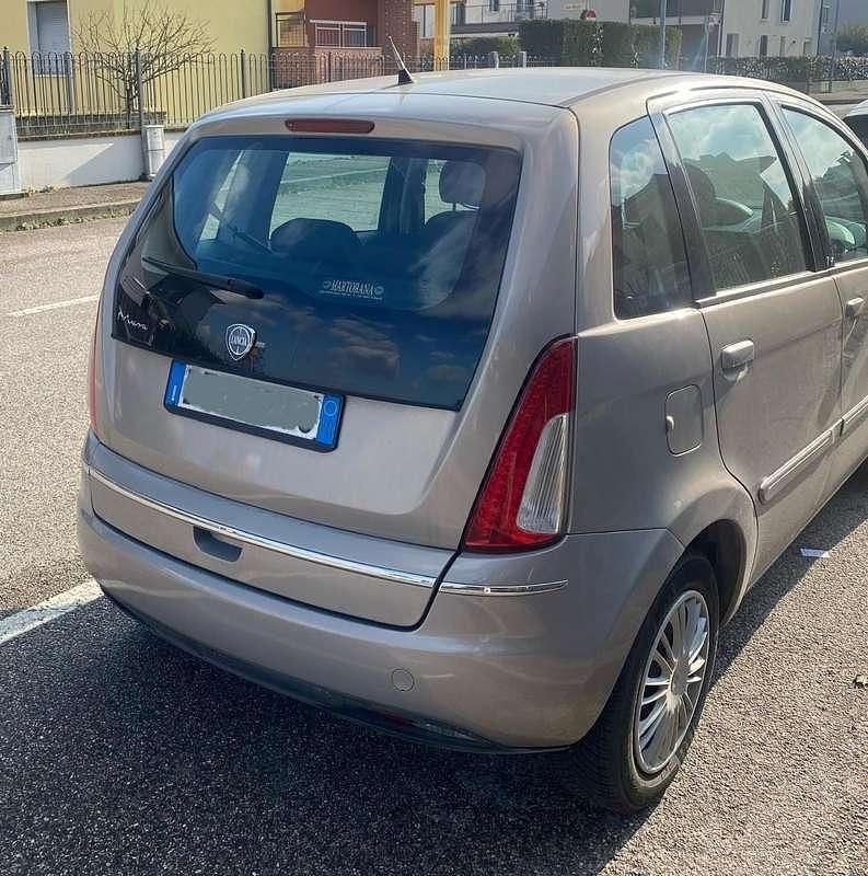 Usata Lancia Musa 77 CV (56 kW) 2009 Monovolume