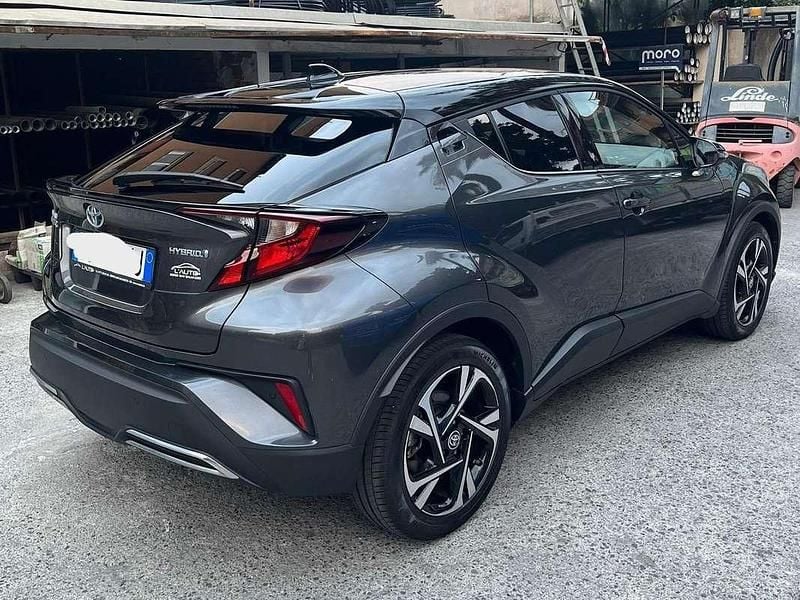 Usata Toyota C-HR Trend 152 CV (111 kW) 2022 Grigio SUV