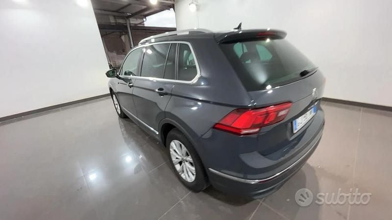 Usata VW Tiguan Life 122 CV (89 kW) 2022 Grigio SUV