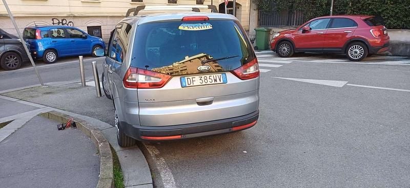 Usata Ford Galaxy Ghia 145 CV (106 kW) 2007 Monovolume