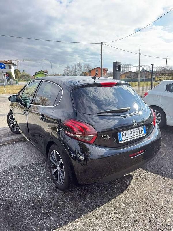 Usata Peugeot 208 Allure 110 CV (80 kW) 2017 Other Utilitaria