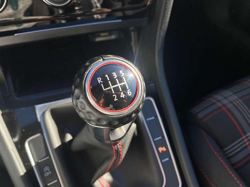 Usata VW Golf VII GTI 245 CV (180 kW) 2018 Bianco Berlina