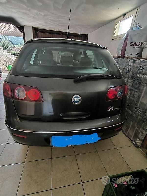 Usata Fiat Croma Active 150 CV (110 kW) 2007 Grigio Station wagon