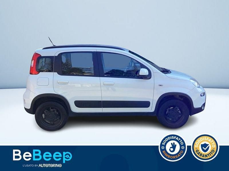 Usata Fiat Panda 4x4 Wild 85 CV (62 kW) 2021 Bianco Utilitaria