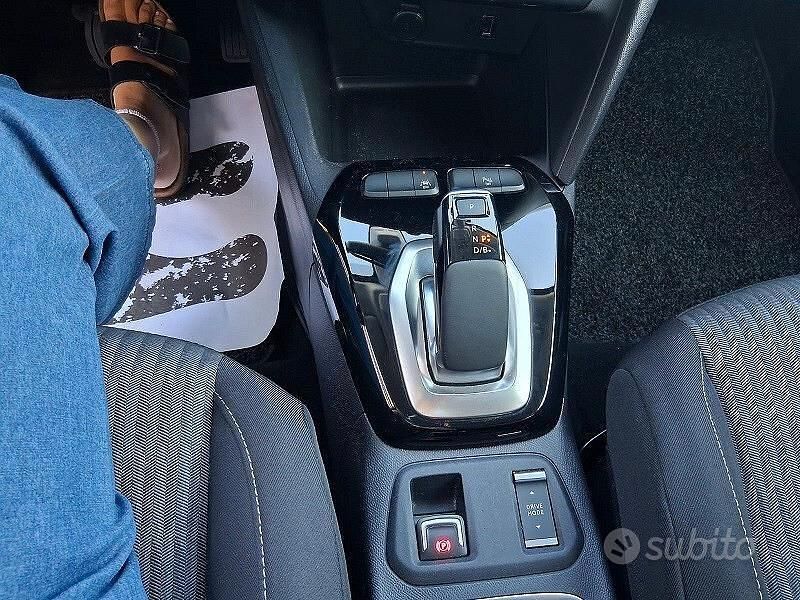 Usata Opel Corsa-e Edition 56 kW (77 CV) 2021 Bianco Utilitaria