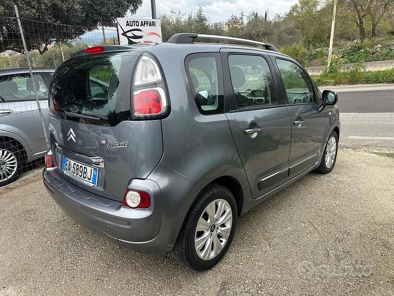 Usata Citroën C3 Picasso 89 CV (65 kW) 2010 Grigio Monovolume