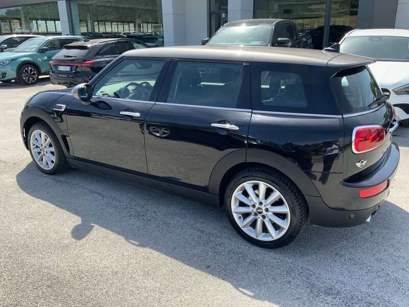 Nero Usata 2018 Mini Cooper D Clubman Business Station wagon | 15.500 € (Buon prezzo) - Immagine 1/4