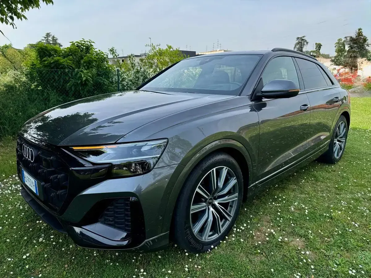 Usata Audi Q8 231 CV (169 kW) 2025 Nero SUV