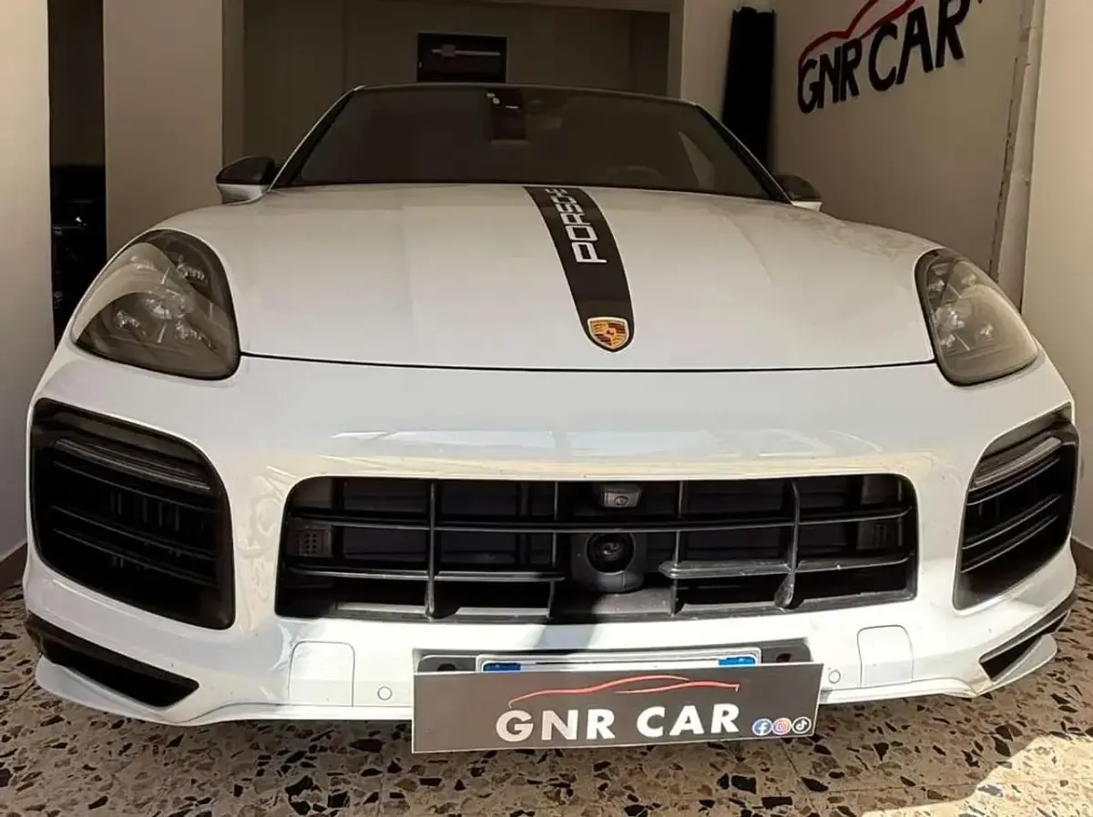 Usata Porsche Cayenne 460 CV (338 kW) 2021 Bianco SUV