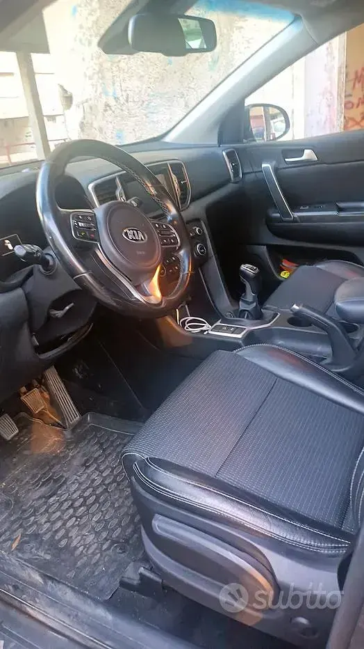 Usata Kia Sportage 115 CV (84 kW) 2017 Grigio SUV
