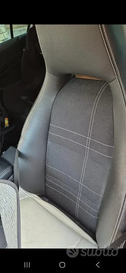 Usata Mercedes A180 122 CV (89 kW) 2013 Grigio Utilitaria