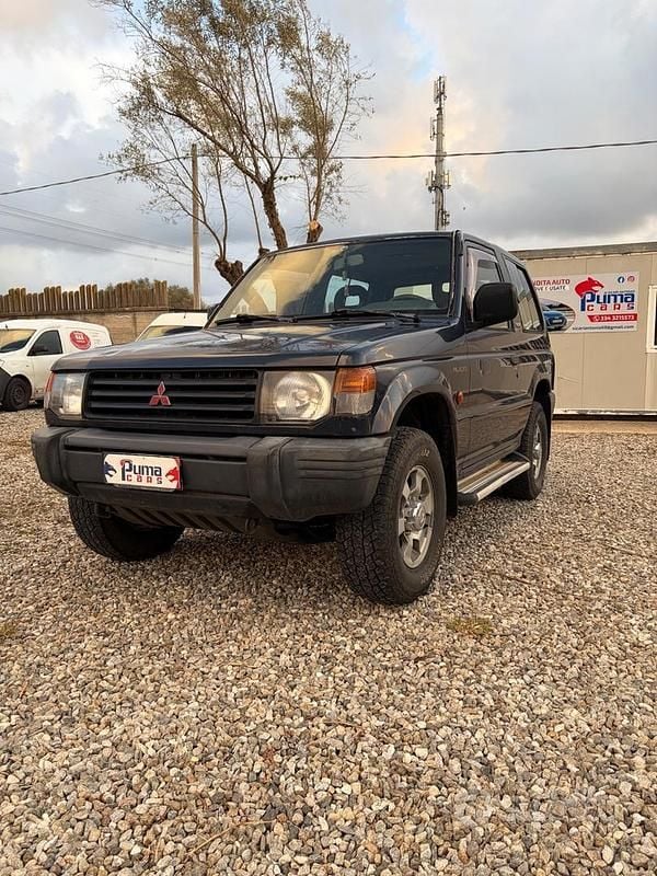 Usata Mitsubishi Pajero Select 100 CV (73 kW) 1995 Nero SUV