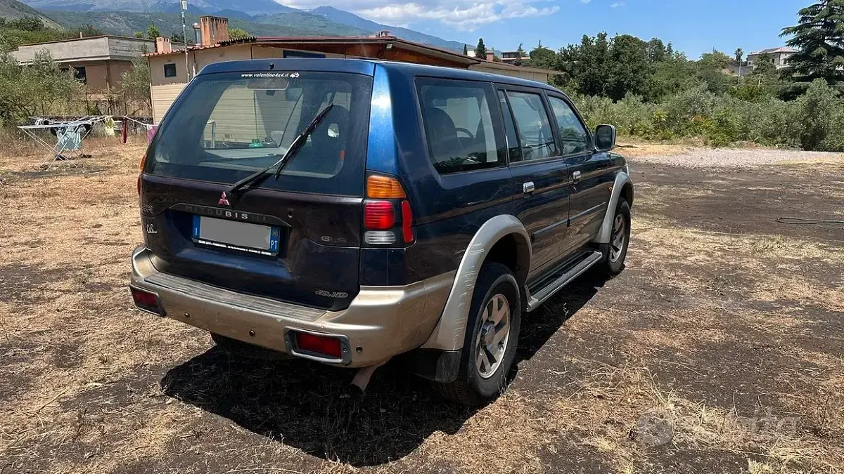 Usata Mitsubishi Pajero Sport 100 CV (73 kW) 2000 Bluazzurro SUV
