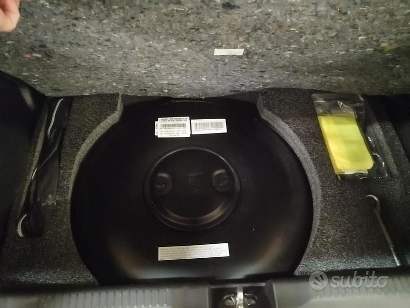 Usata Suzuki Swift 2021 Rosso Utilitaria