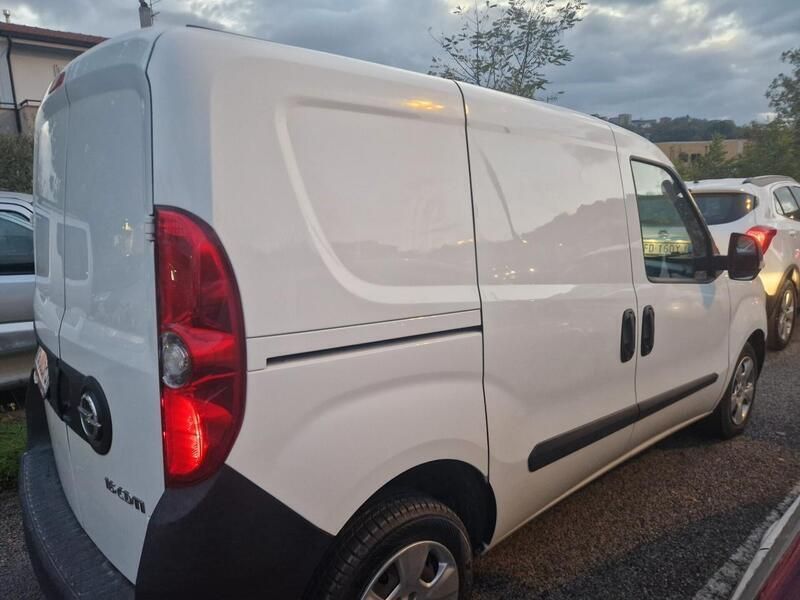 Usata Opel Combo S 104 CV (76 kW) 2016 Bianco Monovolume