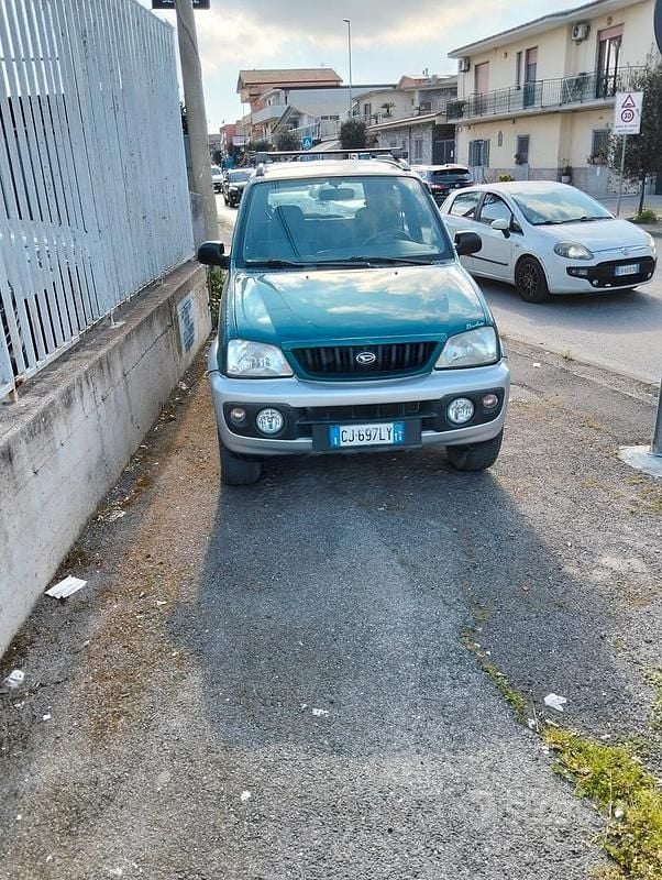 Usata Daihatsu Terios 86 CV (63 kW) 2003 Verde SUV