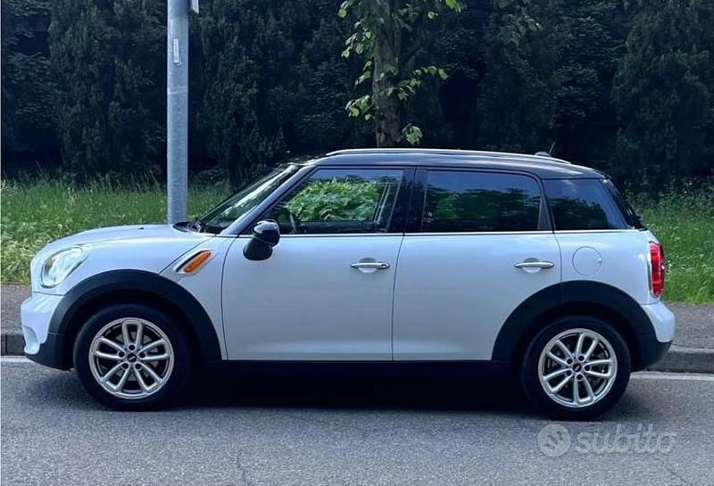 Usata Mini Cooper 2016 Bianco Utilitaria