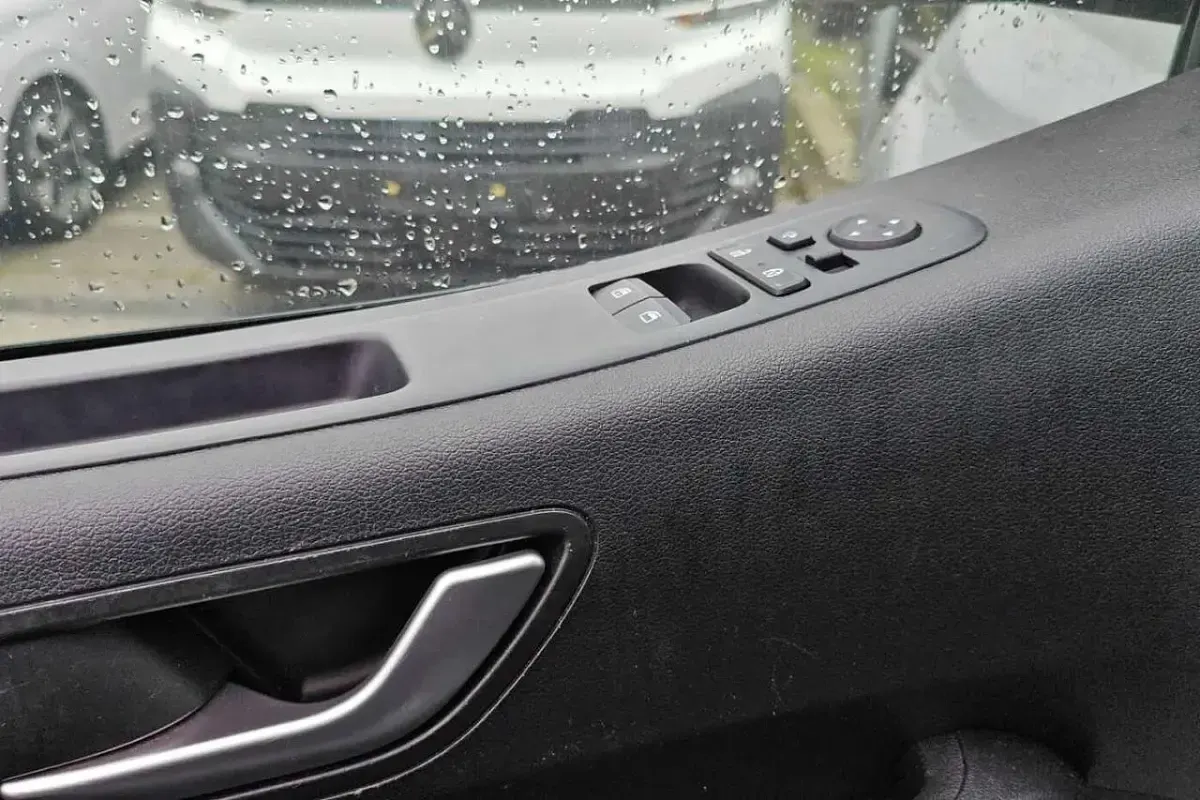 Occasion Hyundai Staria 177 ch (130 kW) 2023 Gris Monospace