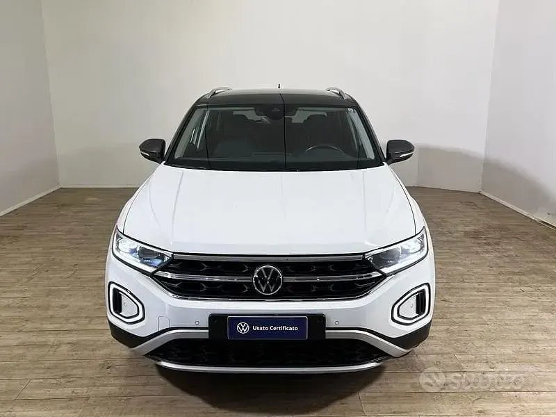 Usata VW T-Roc Style 116 CV (85 kW) 2022 Pure white SUV