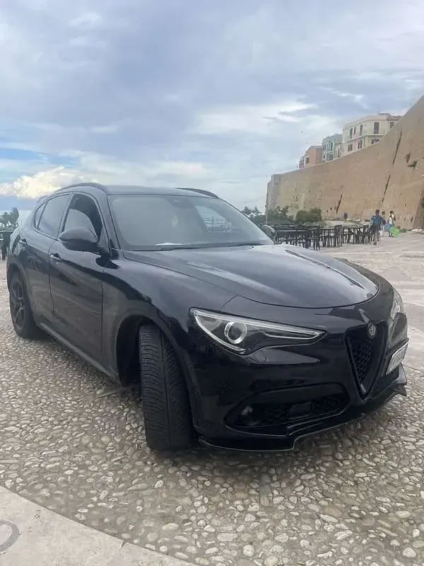 Usata Alfa Romeo Stelvio Business 190 CV (139 kW) 2017 SUV