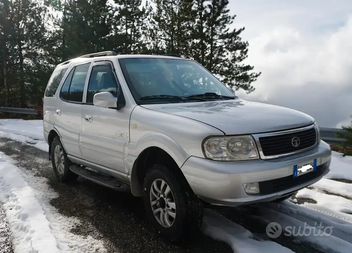 Usata Tata Safari 140 CV (102 kW) 2010 Grigio SUV