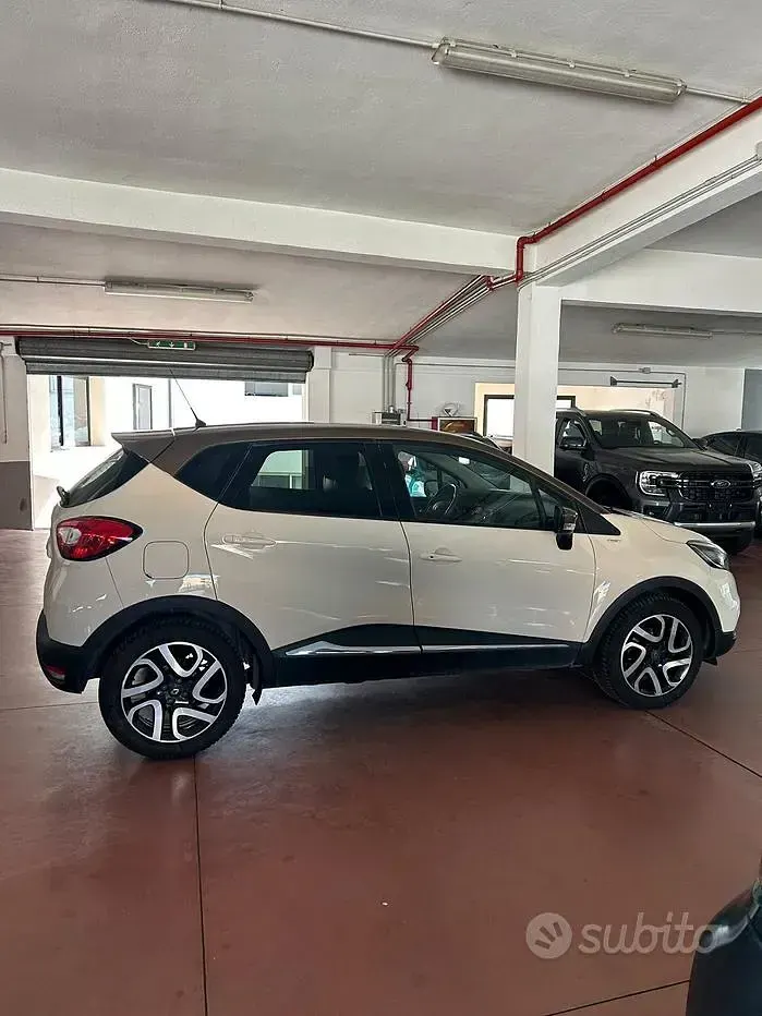 Usata Renault Clio IV 90 CV (66 kW) 2015 Berlina