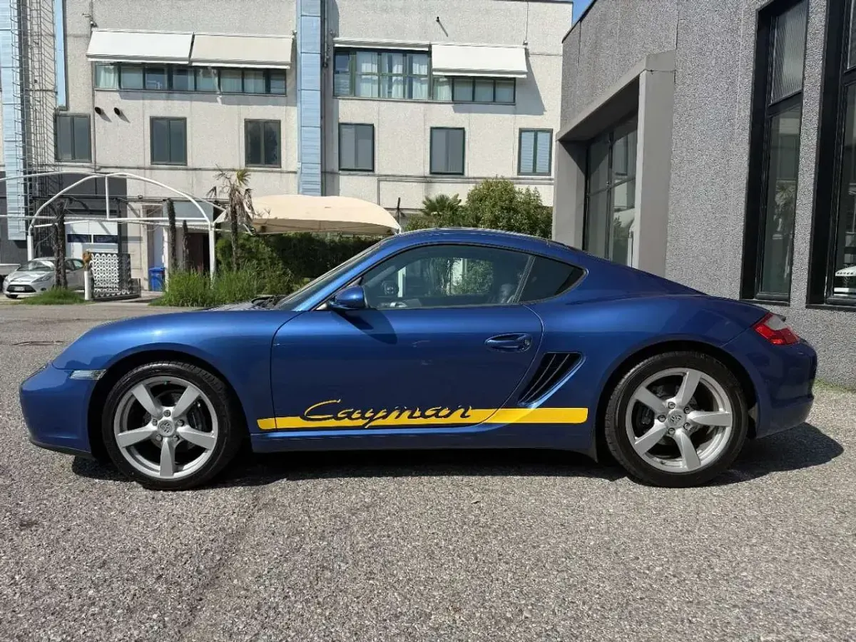 Usata Porsche Cayman 245 CV (180 kW) 2007 Cobaltblau Coupé