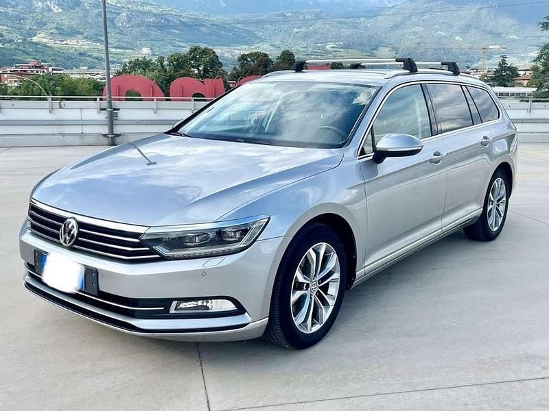Usata VW Passat Executive 150 CV (110 kW) 2018 Argento Station wagon