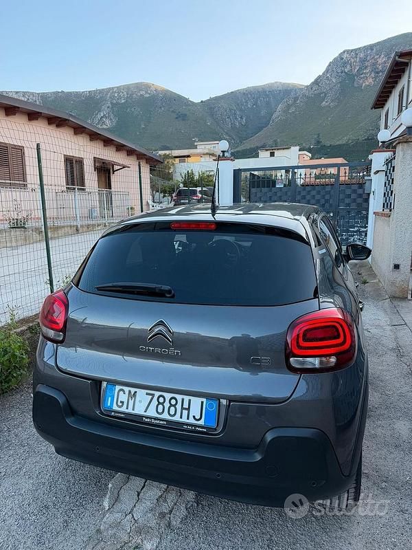 Usata Citroën C3 83 CV (61 kW) 2022 Grigio Utilitaria