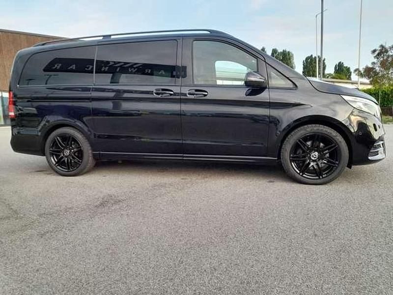 Usata Mercedes V250 190 CV (139 kW) 2021 Nero Monovolume