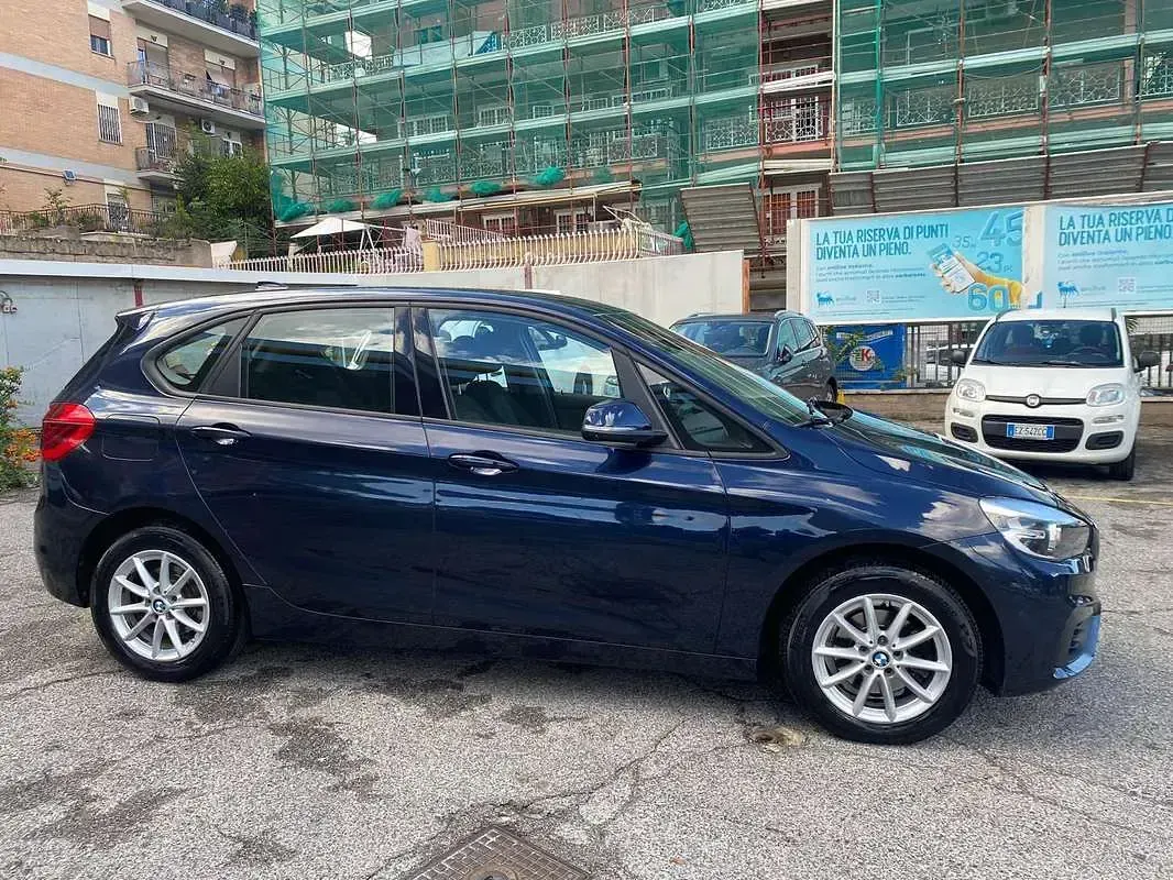 Usata BMW 218 Active Tourer 150 CV (110 kW) 2017 Blu/azzurro Monovolume