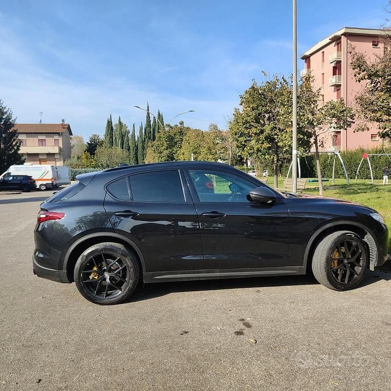 Usata Alfa Romeo Stelvio 190 CV (139 kW) 2019 SUV
