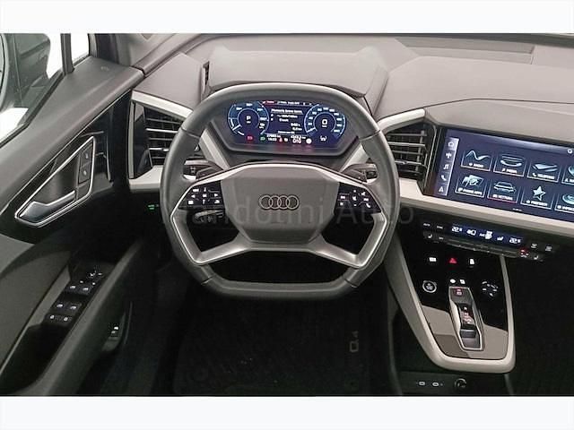 Usata Audi Q4 e-tron Advanced Plus 150 kW (204 CV) 2023 Nero mythos metallizzato SUV