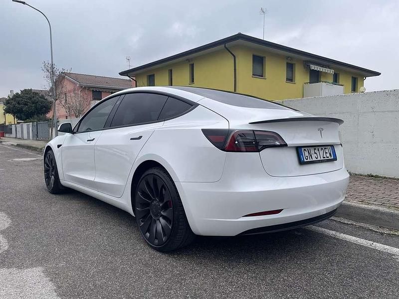 Usata Tesla Model 3 Performance 155 kW (211 CV) 2023 Bianco Berlina