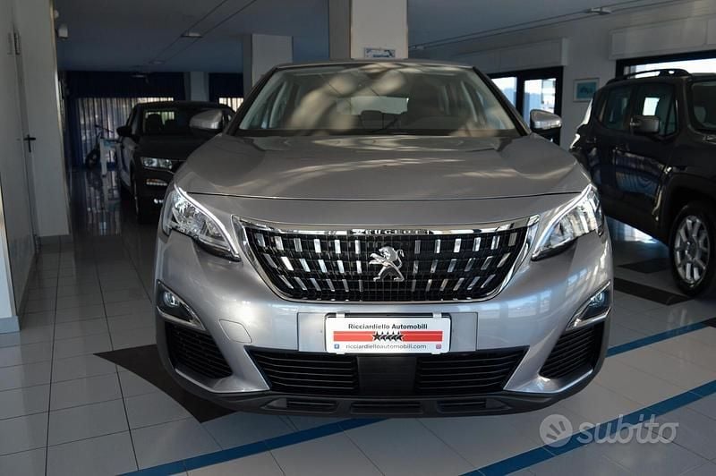 Usata Peugeot 3008 Business-Line 130 CV (95 kW) 2019 Grigio SUV