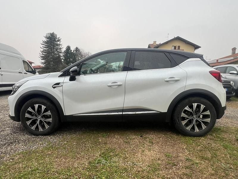 Usata Renault Captur Techno 94 CV (69 kW) 2023 Bianco SUV