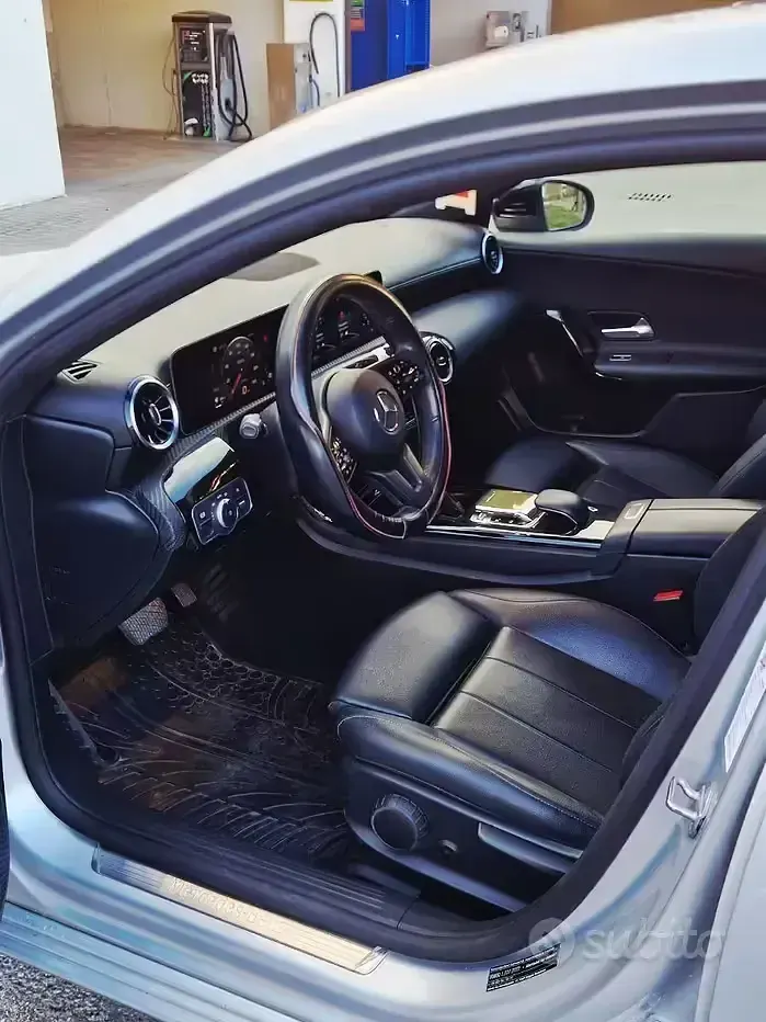 Usata Mercedes 180 136 CV (100 kW) 2019 Grigio Berlina