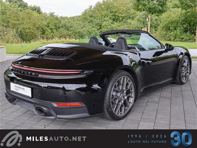 Usata Porsche 911 Carrera Cabriolet 394 CV (289 kW) 2024 Nero Cabrio