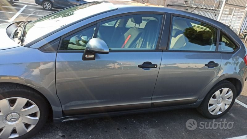 Usata Citroën C4 88 CV (64 kW) 2006 Grigio Berlina