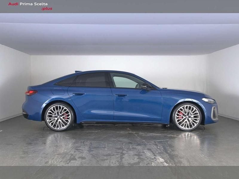 Usata Audi A5 S-Line 204 CV (150 kW) 2025 Blu ascari metallizzato Berlina