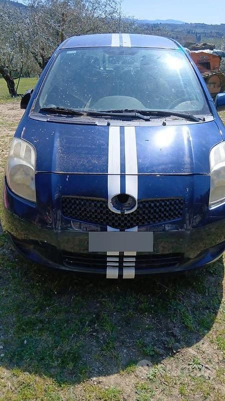 Usata Toyota Yaris 2006 Blu Berlina