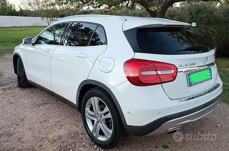 Usata Mercedes GLA200 Business 2014 Bianco SUV